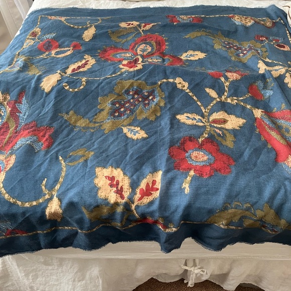 Sezane pio scarf. Blue merveille print. - Picture 4 of 7